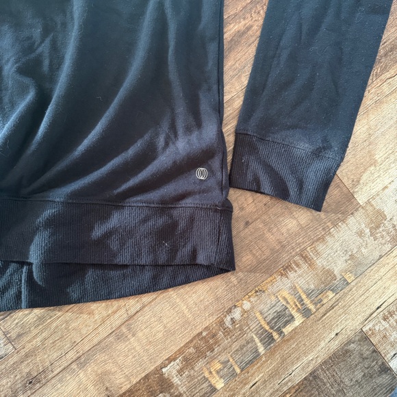 Balance Collection Open Back Long Sleeve Sweatshirt - Picture 7 of 8